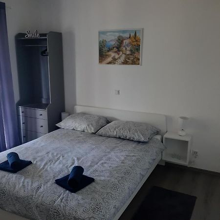 Natasa Apartments Krk Vrh  Екстериор снимка
