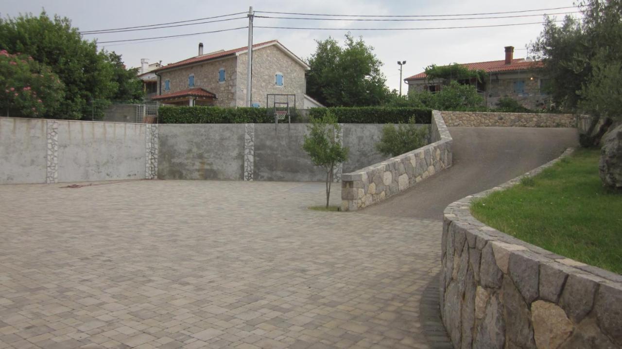 Natasa Apartments Krk Vrh  Екстериор снимка