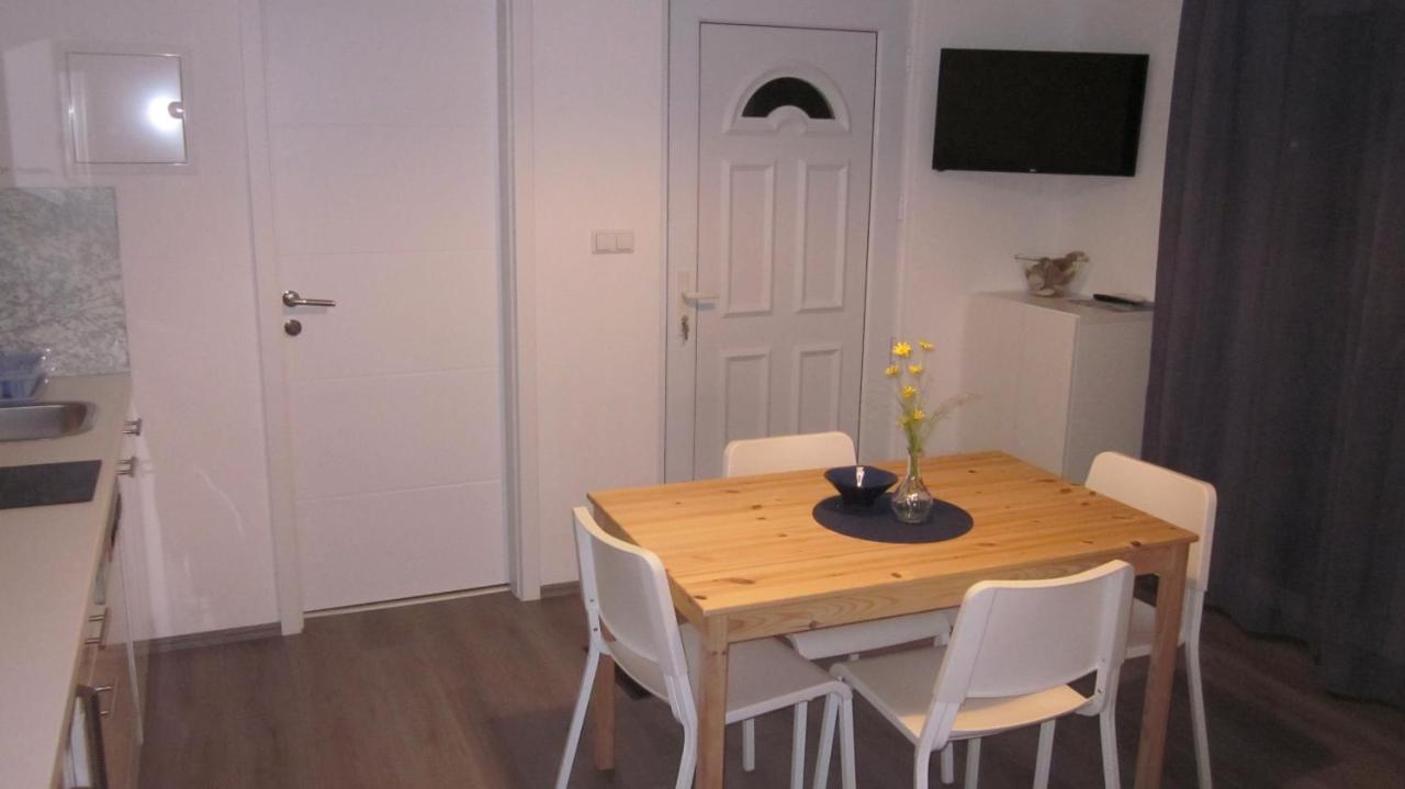 Natasa Apartments Krk Vrh  Екстериор снимка
