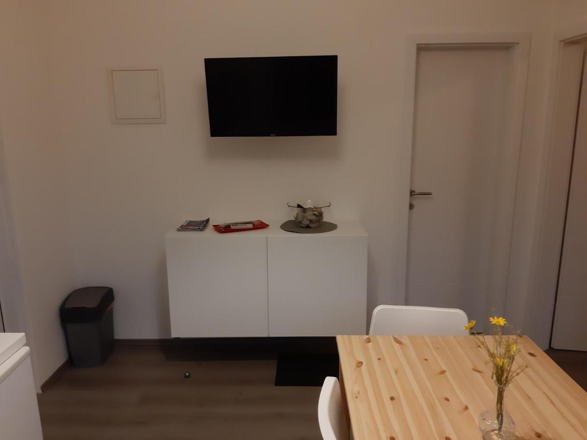 Natasa Apartments Krk Vrh  Екстериор снимка